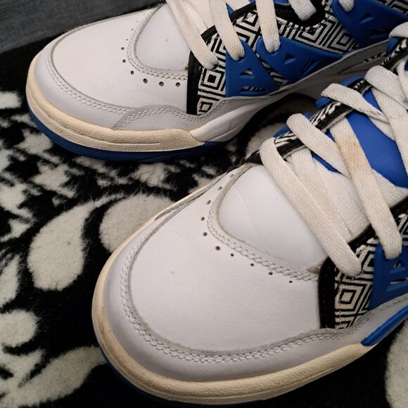 Adidas Mens Size 9 Mutumbo Royal Basketball Shoes G99903 Dikembe Nuggets 76ers